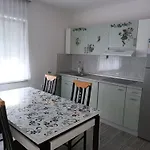 Centar A Appartement